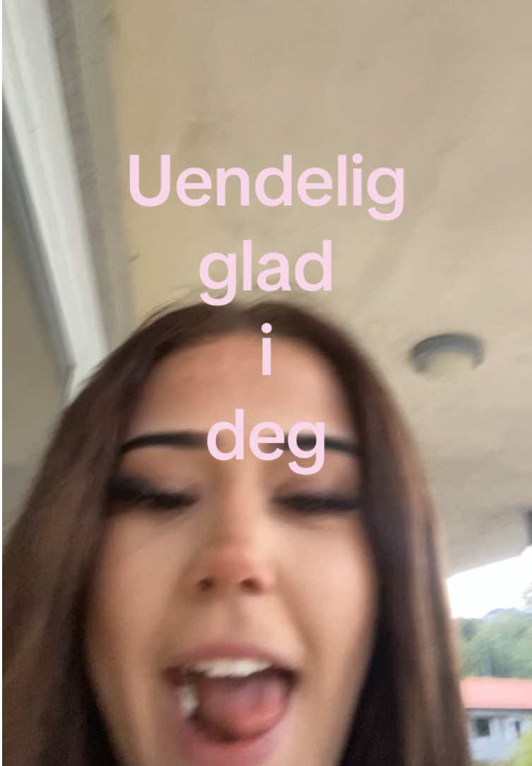 @Selina Olivia🌟