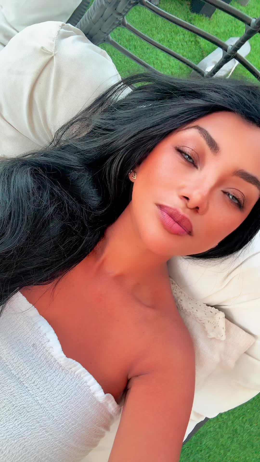 @Re🦋