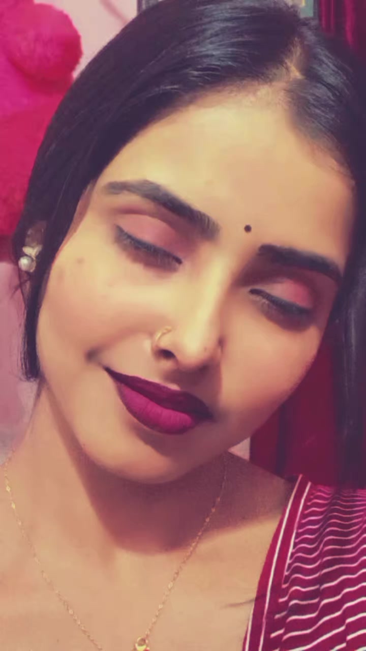 @rakhi thakur🌸🕊️