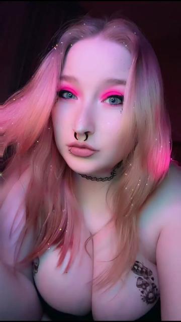 @kimdomcomexx