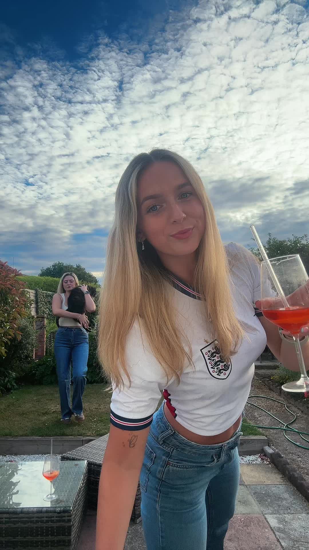 @eves x