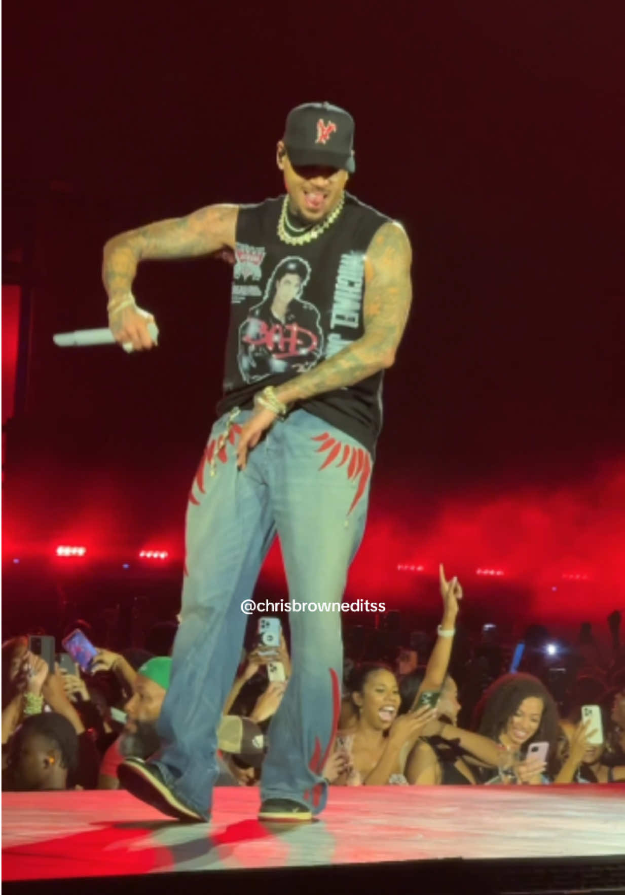 @chrisbrown.editss