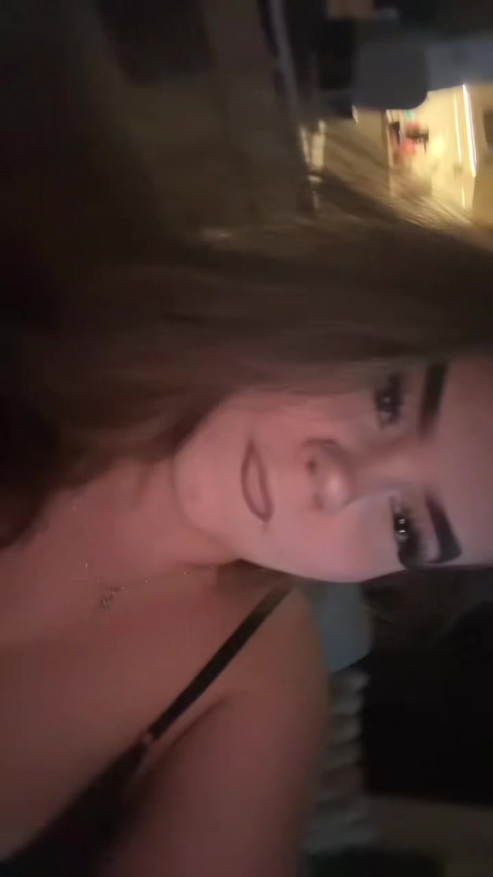@𝑆𝑜𝑓𝑖𝑎🐰🩷🌸