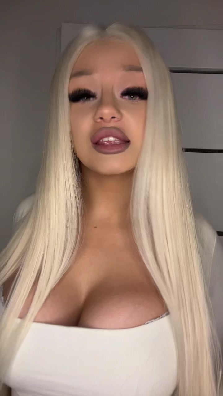 @avevikii