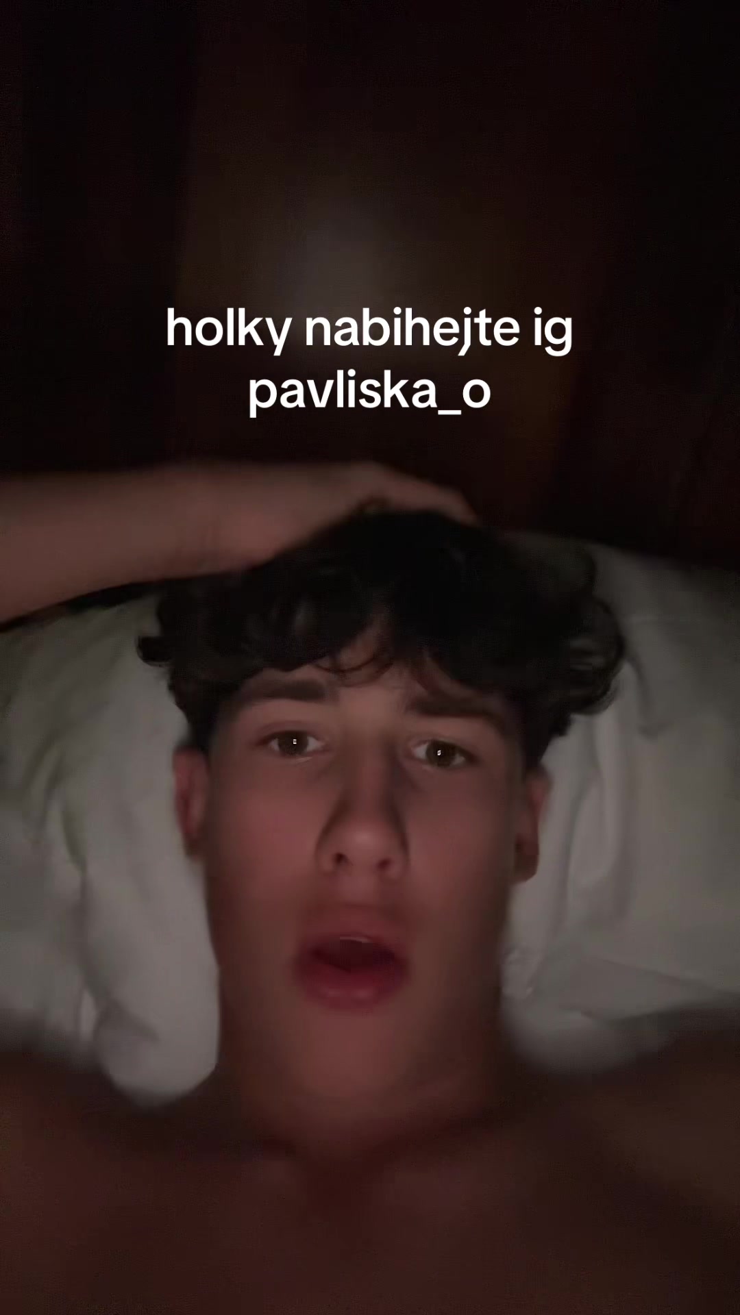 @zuzzz.i