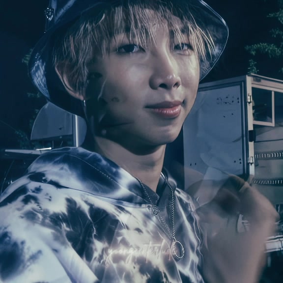@๐๐๐ฑ๐ข๐ต๐ณ๐ชโท