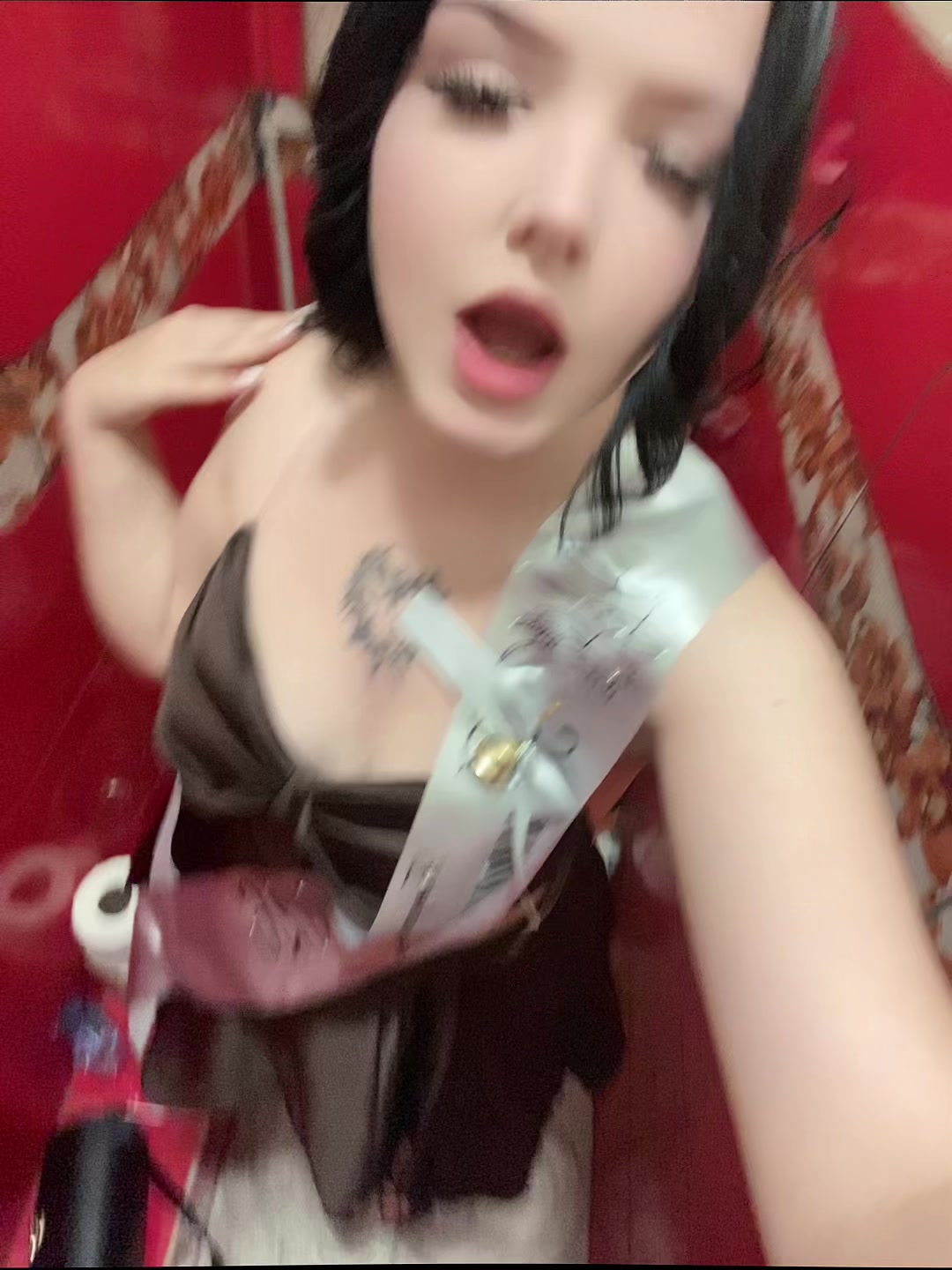 @Маленька