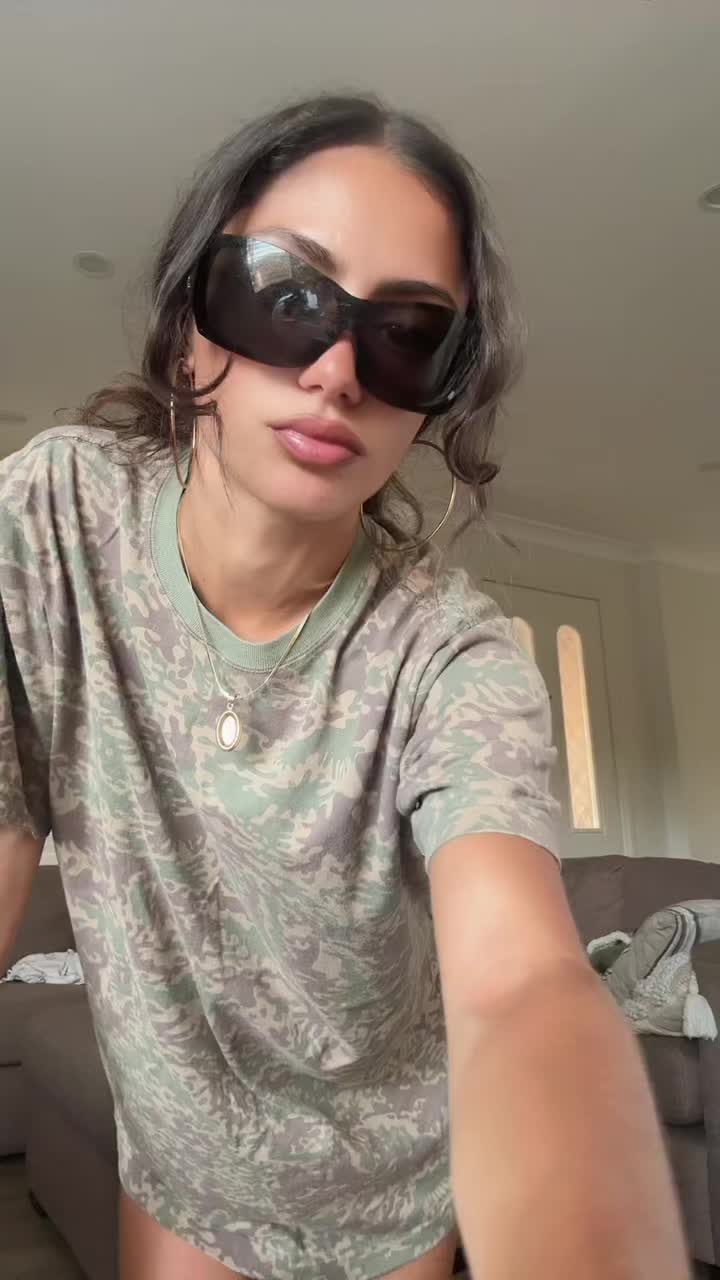 @Ana