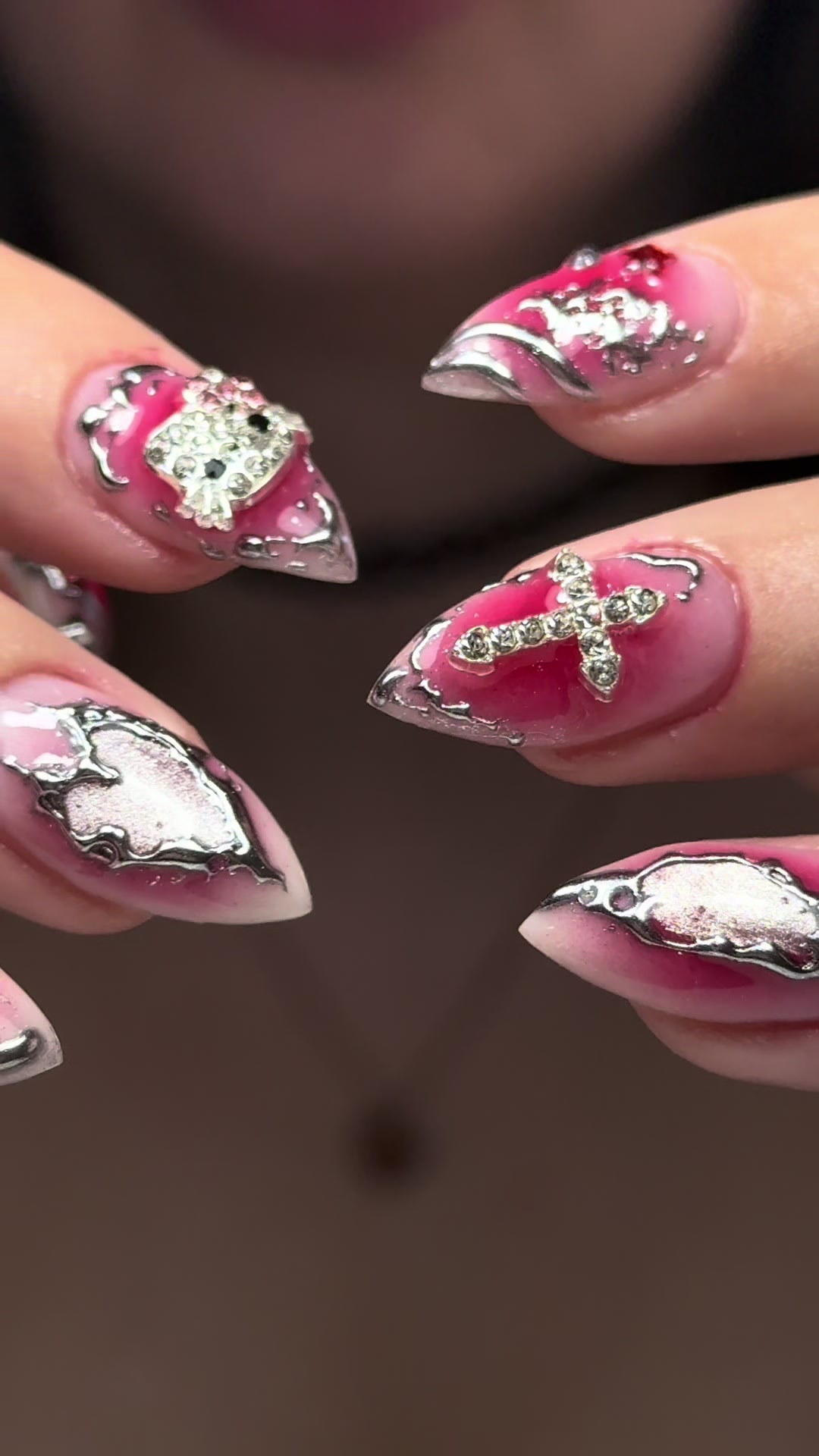 @minadamnnailz