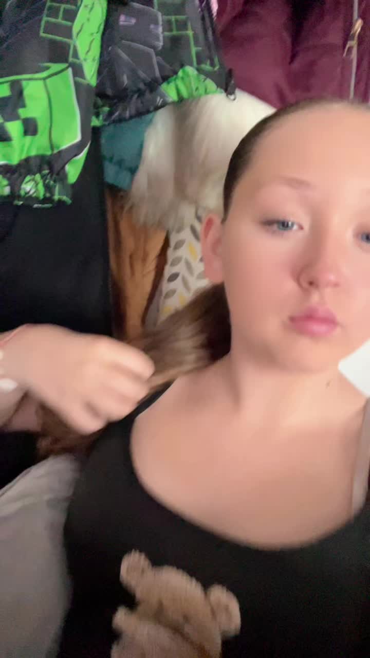 @Elizabella