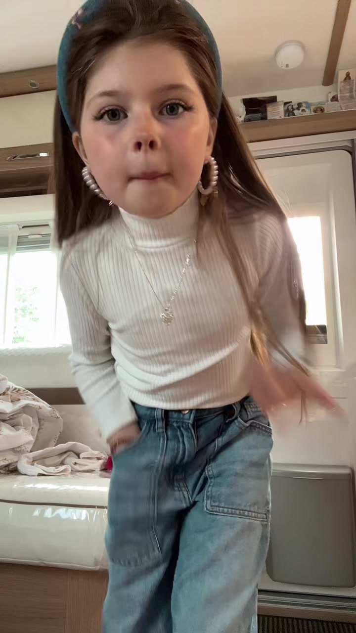 @Lillyanna🦋🌸🩷🫶