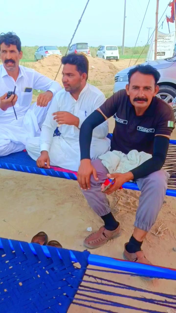 @qavi tum Pakistani