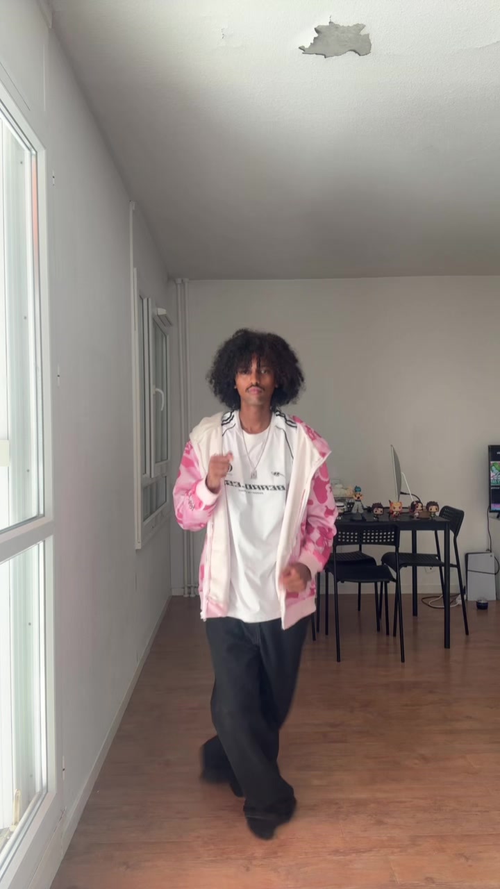 @curlyfreak