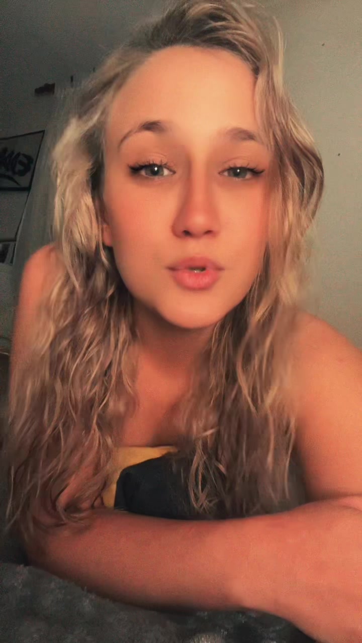 @Vivien Kulcs&aacute;r