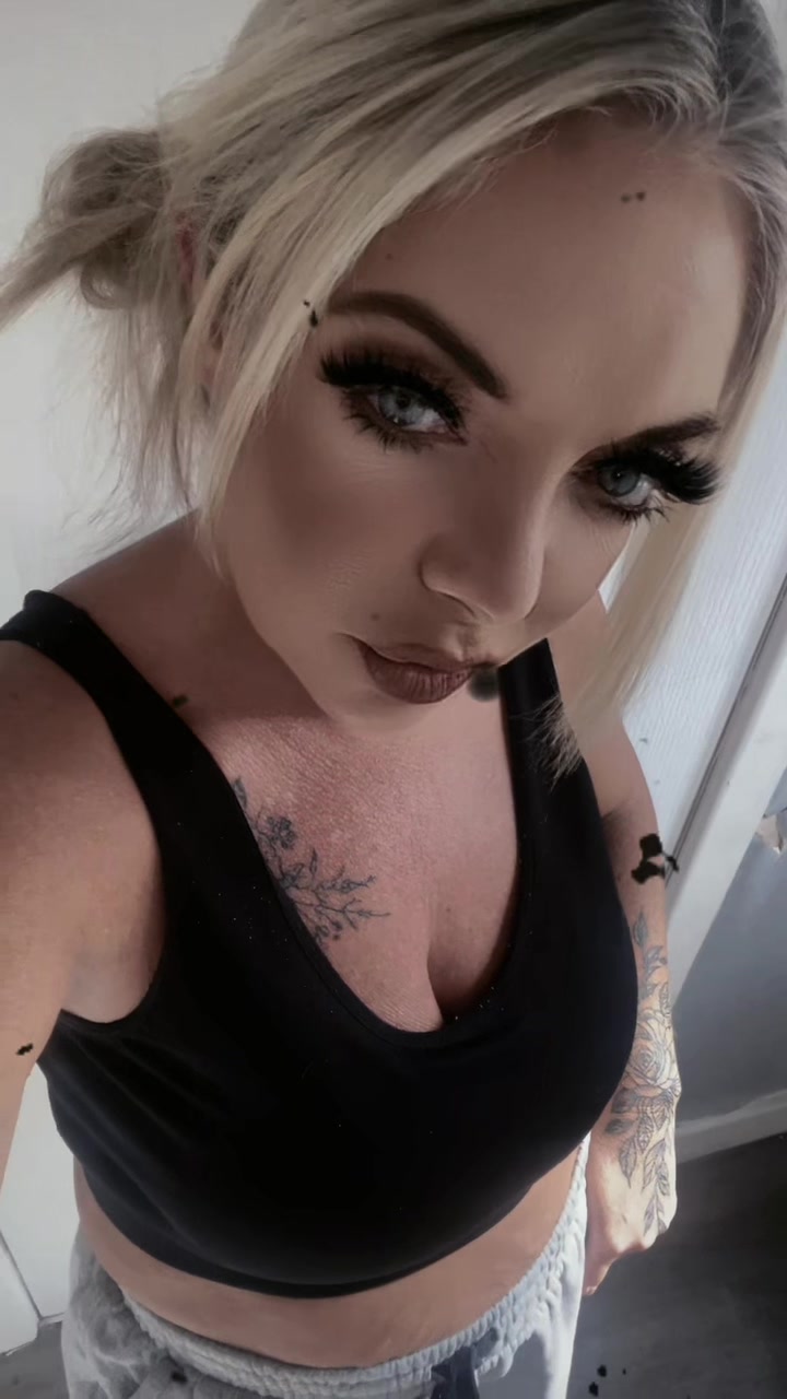 @voluptuous ❤️🔥nana 313