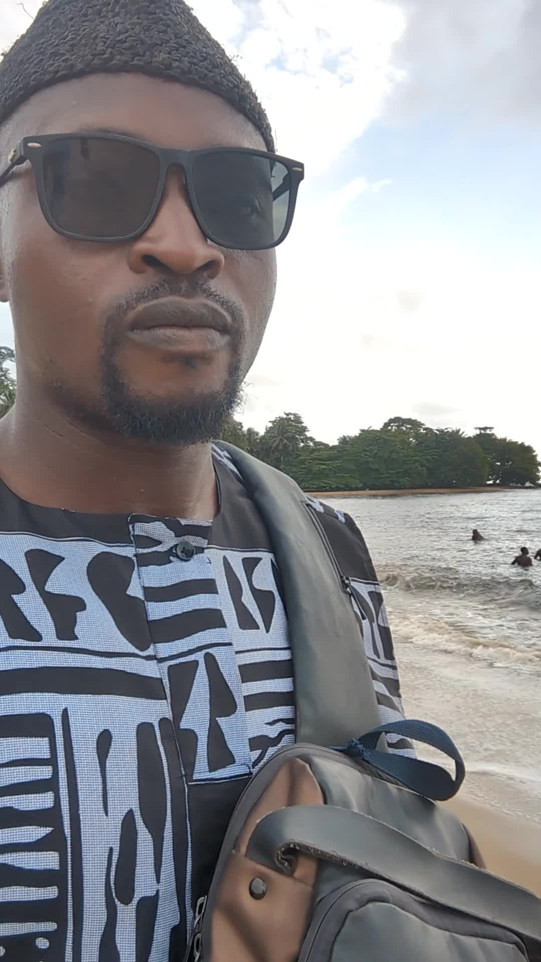 @🆙𝕌ℙℂ𝕆𝕄𝕀ℕ𝔾🇨🇲🇱🇷🇨🇦