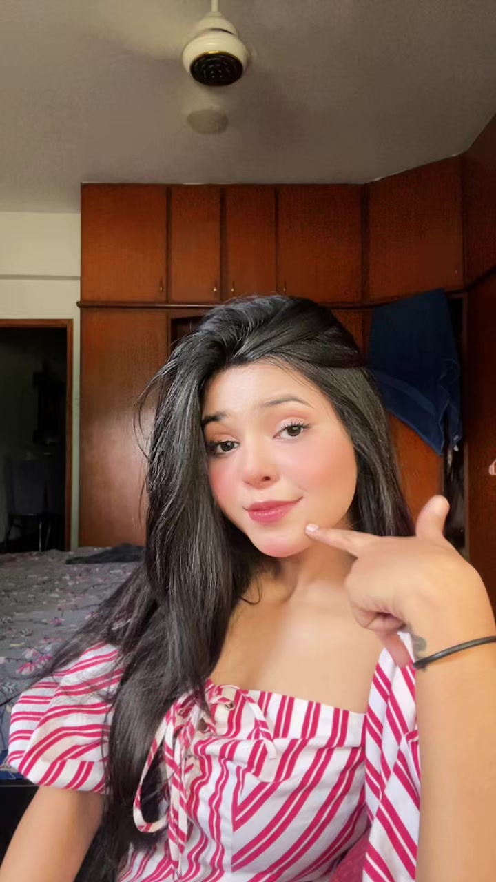 @Lawrencia