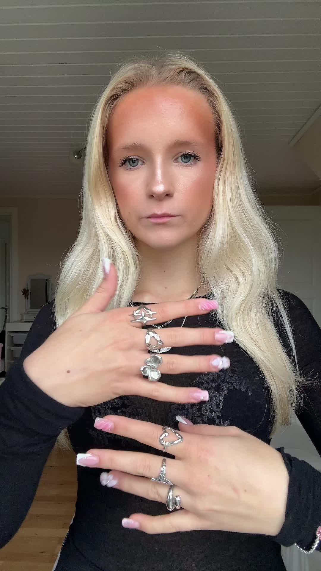 @Sonja🐰💋