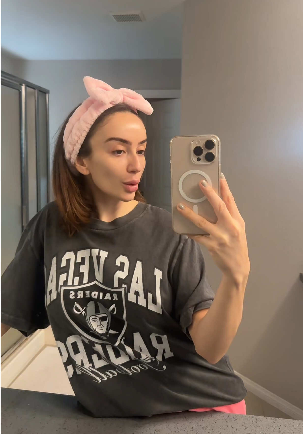 @𝑪𝒍𝒂𝒖𝒅𝒊𝒂 ☁️🪩💗