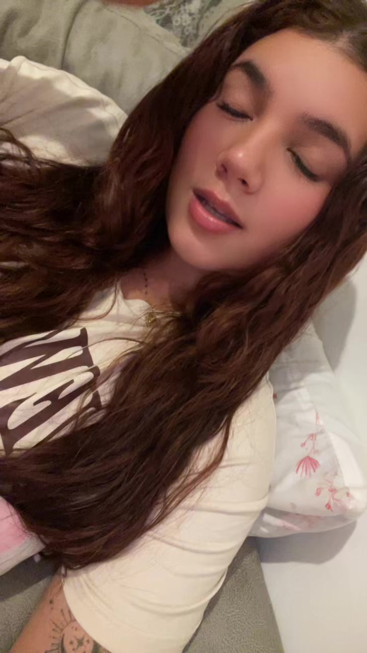 @Paola-21