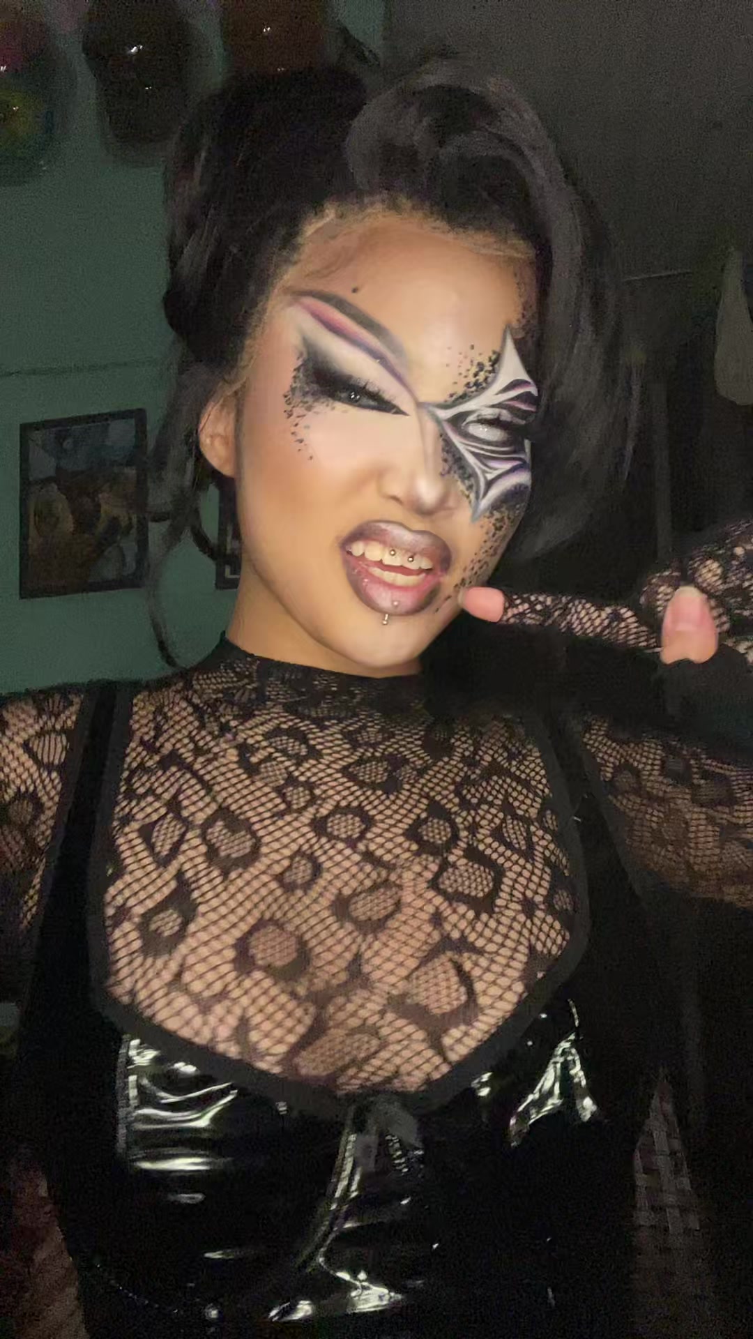 @&bull;𝕱𝖎𝖋𝖎 𝕼𝖚𝖔𝖍&bull;