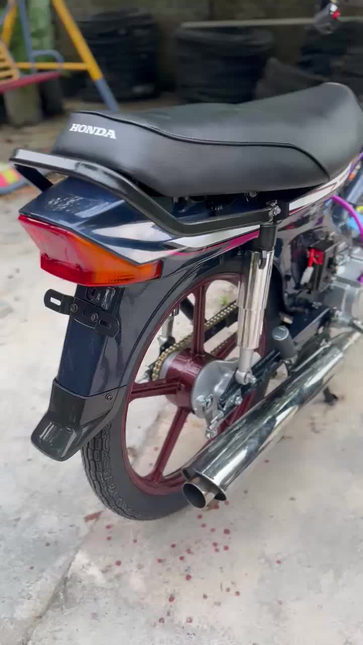 @liy ekzus custom