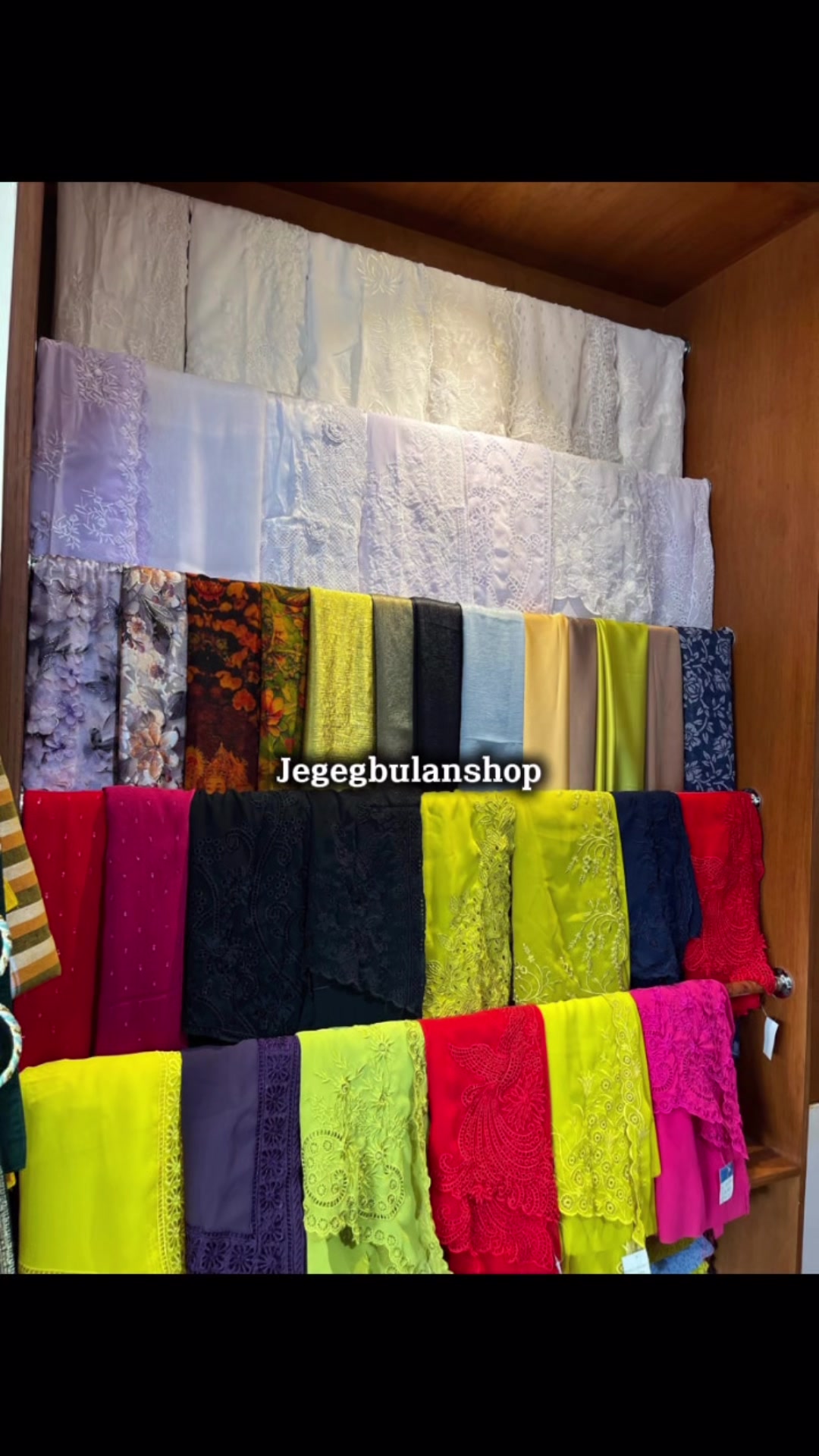 @JegegBulan | ig@jegegbulanshop