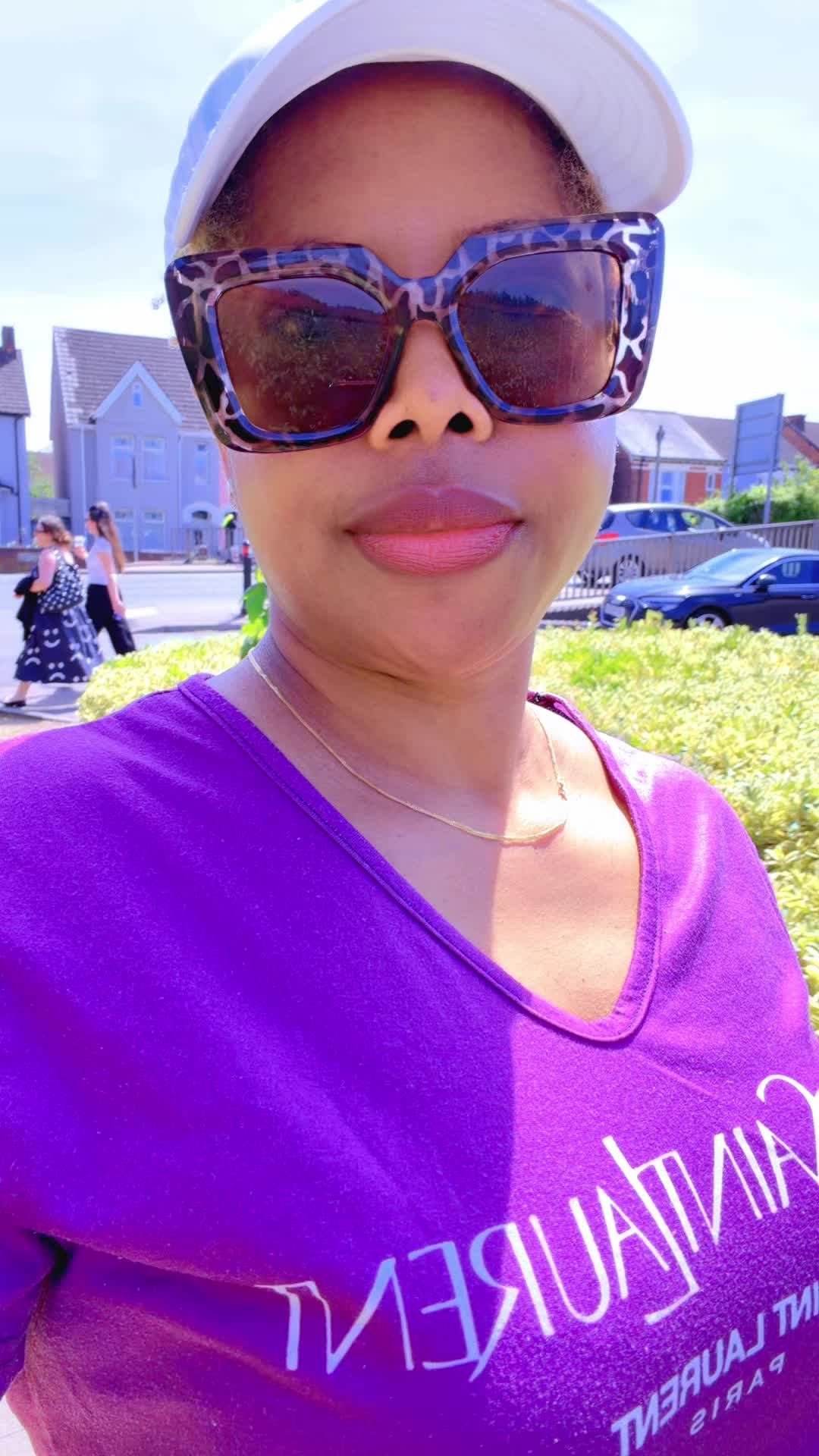 @goldenmama