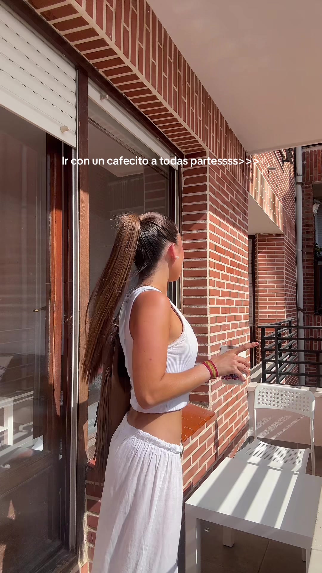 @Angelabeamonte