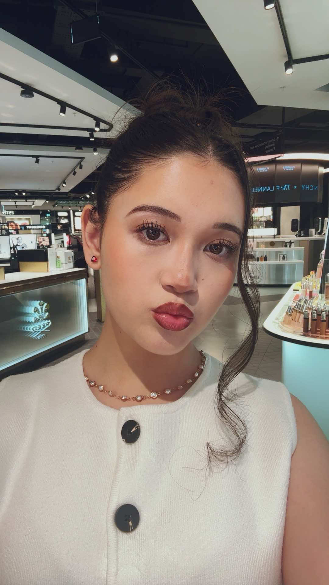 @𝒜𝒻𝓈𝒶𝓃𝒶🌺