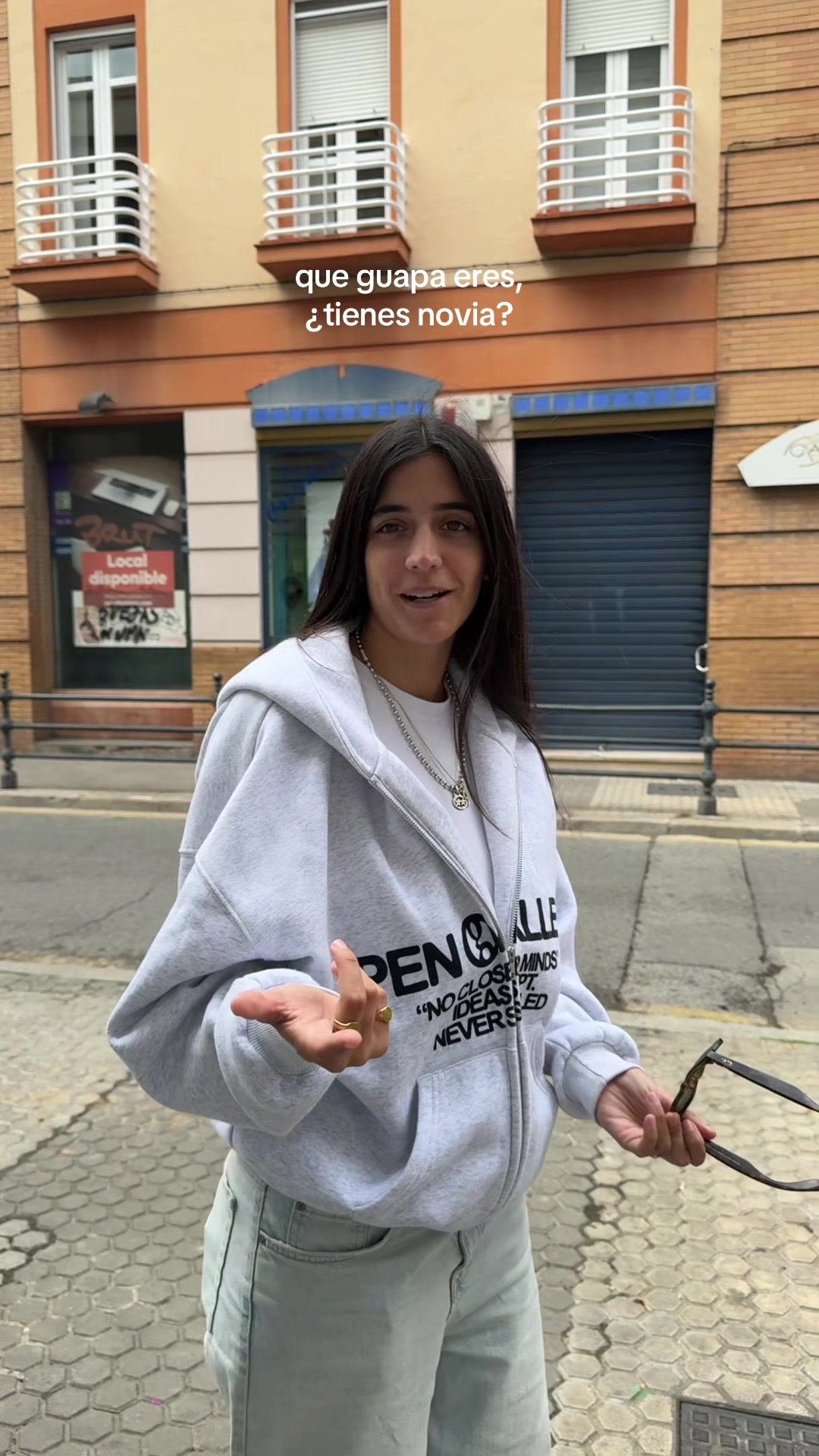 @Maria Oliva