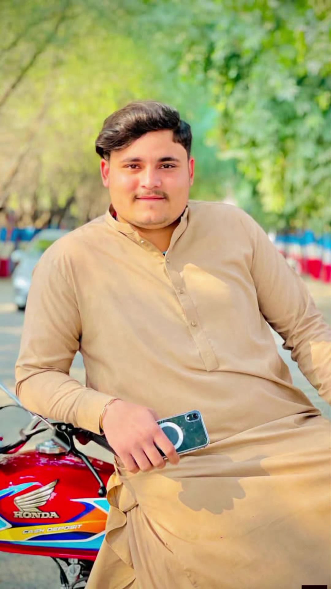@Lala Zubair