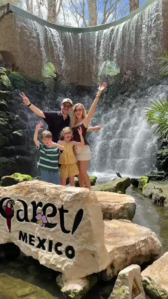 @Xcaret