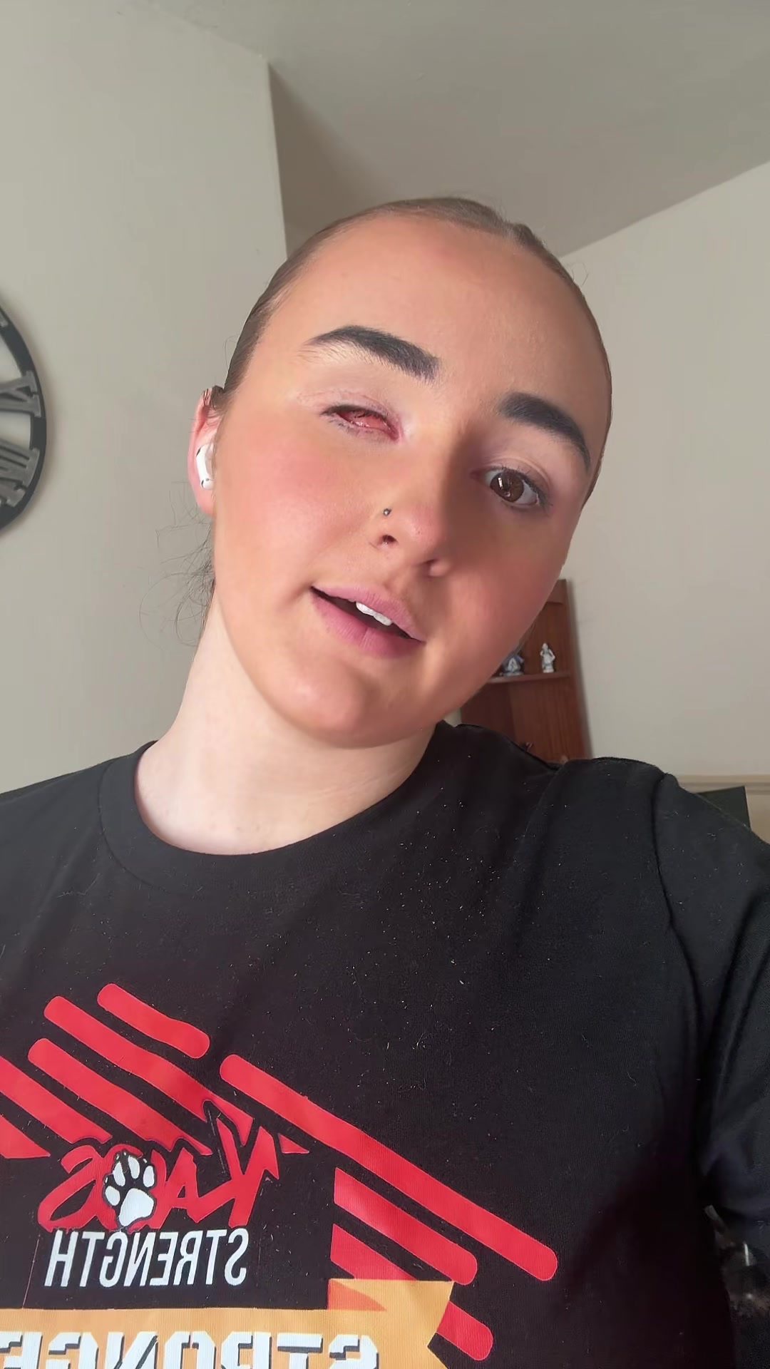 @𝐢𝐬𝐨𝐛𝐞𝐥