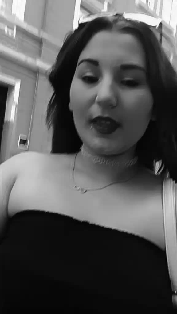 @👑Ytz Qüëëń Böžëńüškä👑