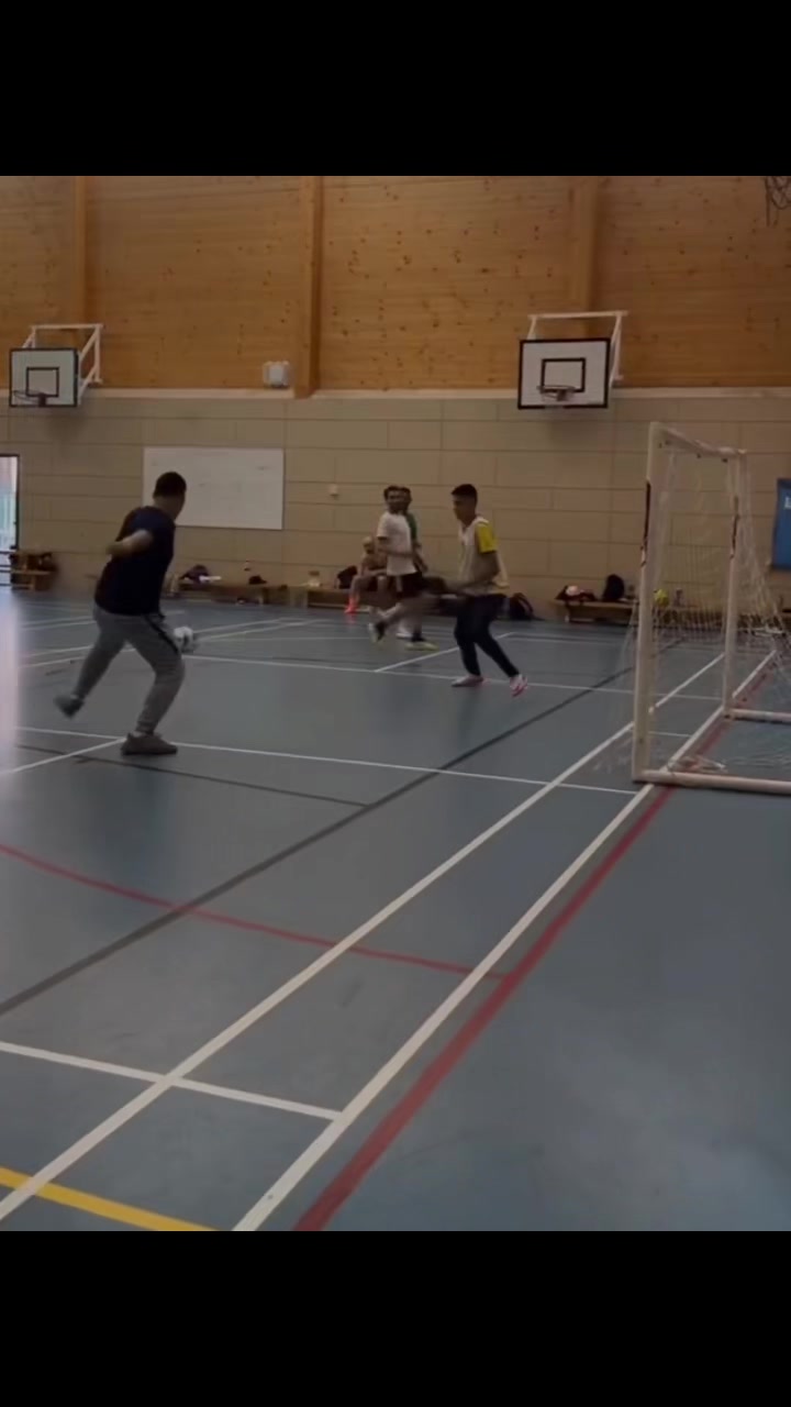 @⚽️ London Futsal League ⚽️