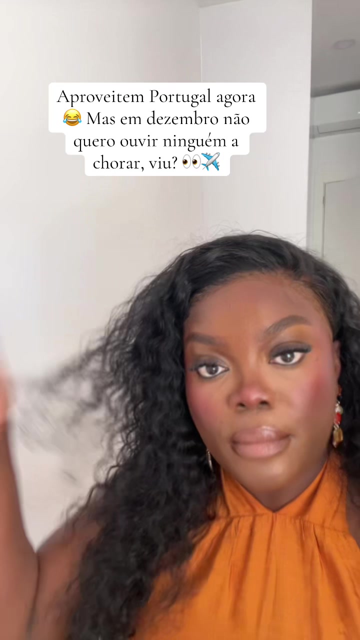 @Eleniaax