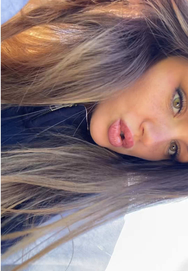 @In&eacute;s