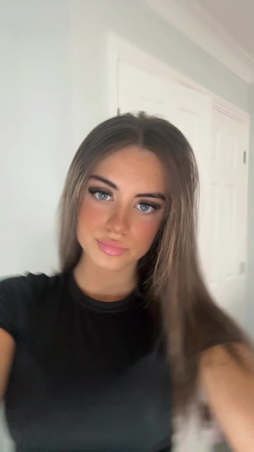 @𝐬𝐡𝐚𝐧𝐢𝐲𝐚🤍