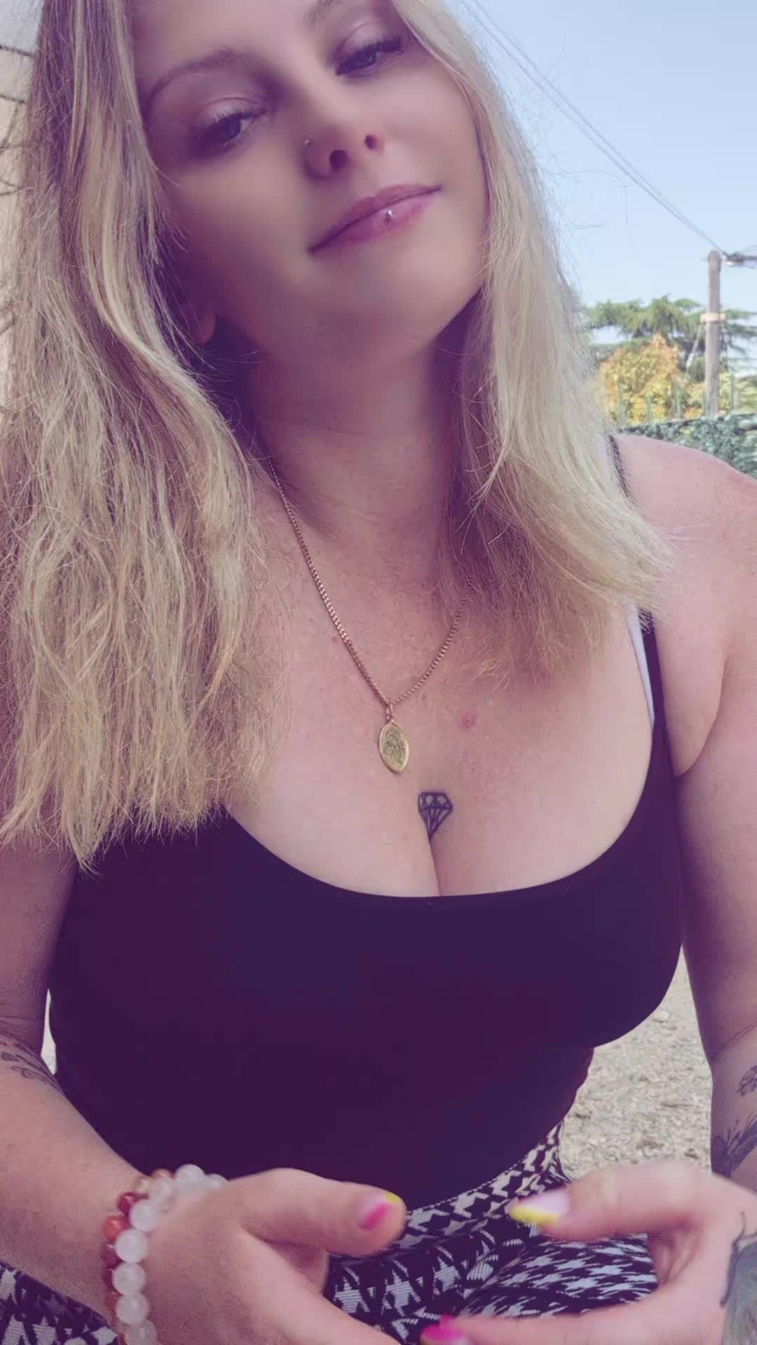 @Kaiiser H&eacute;l&egrave;ne