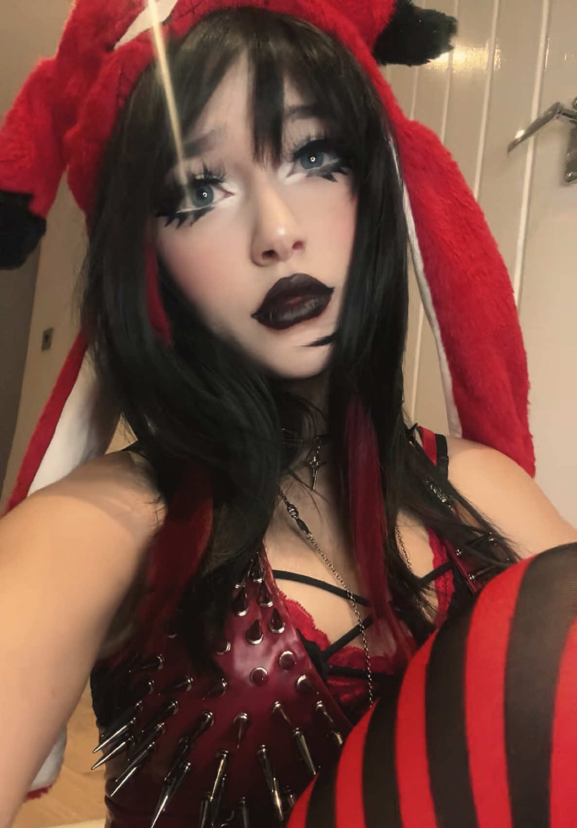 @❦