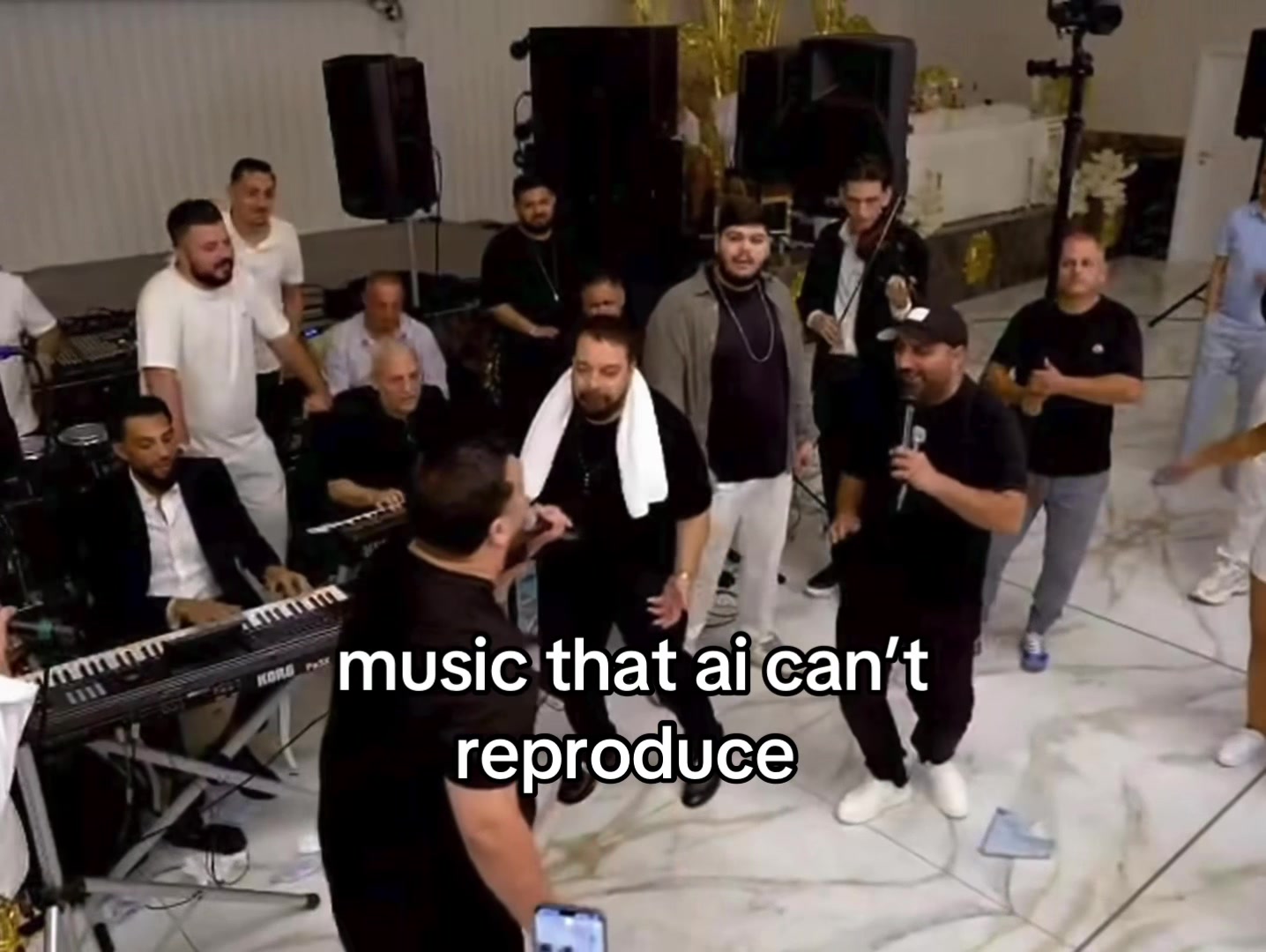 @𝐚𝐥𝐯𝐢𝐧𝐦𝐞𝐞𝐞
