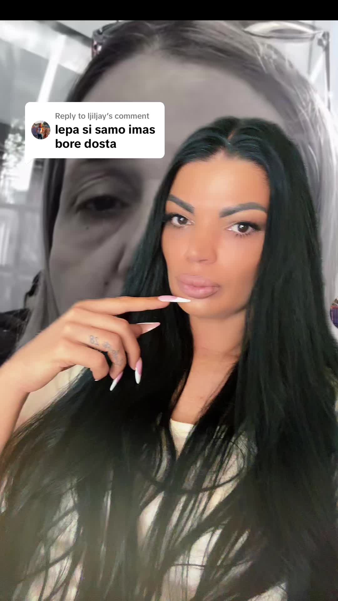 @BambinaHoney🐒