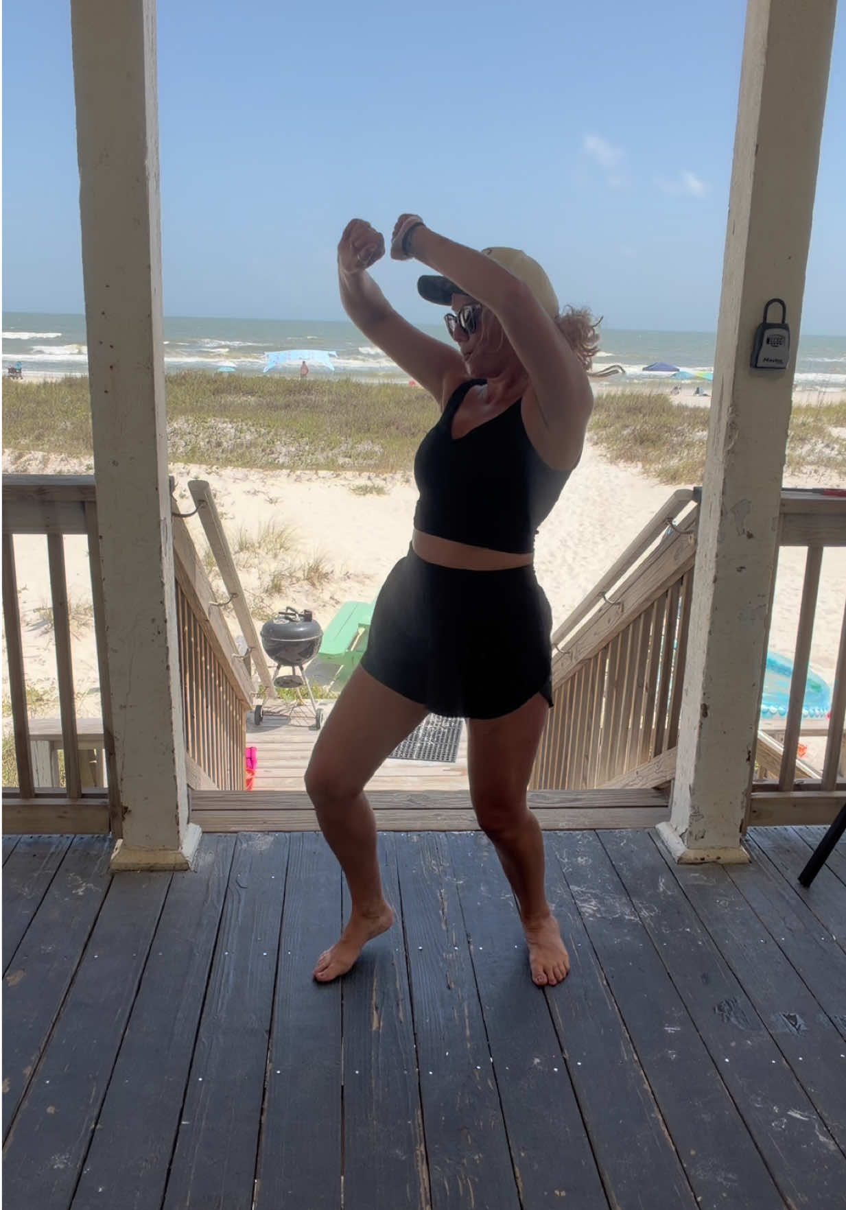 @foxyladyfitness