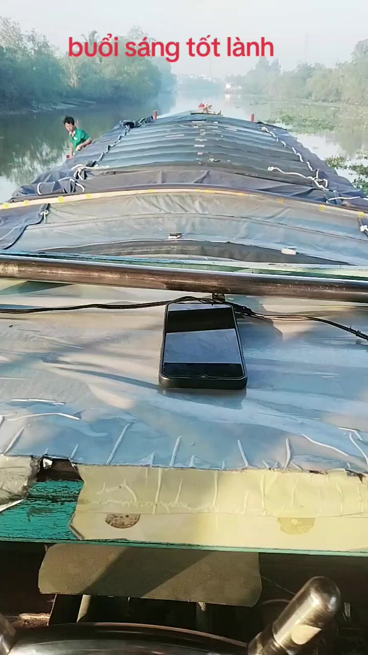@&Uacute;t Thật hậu Giang