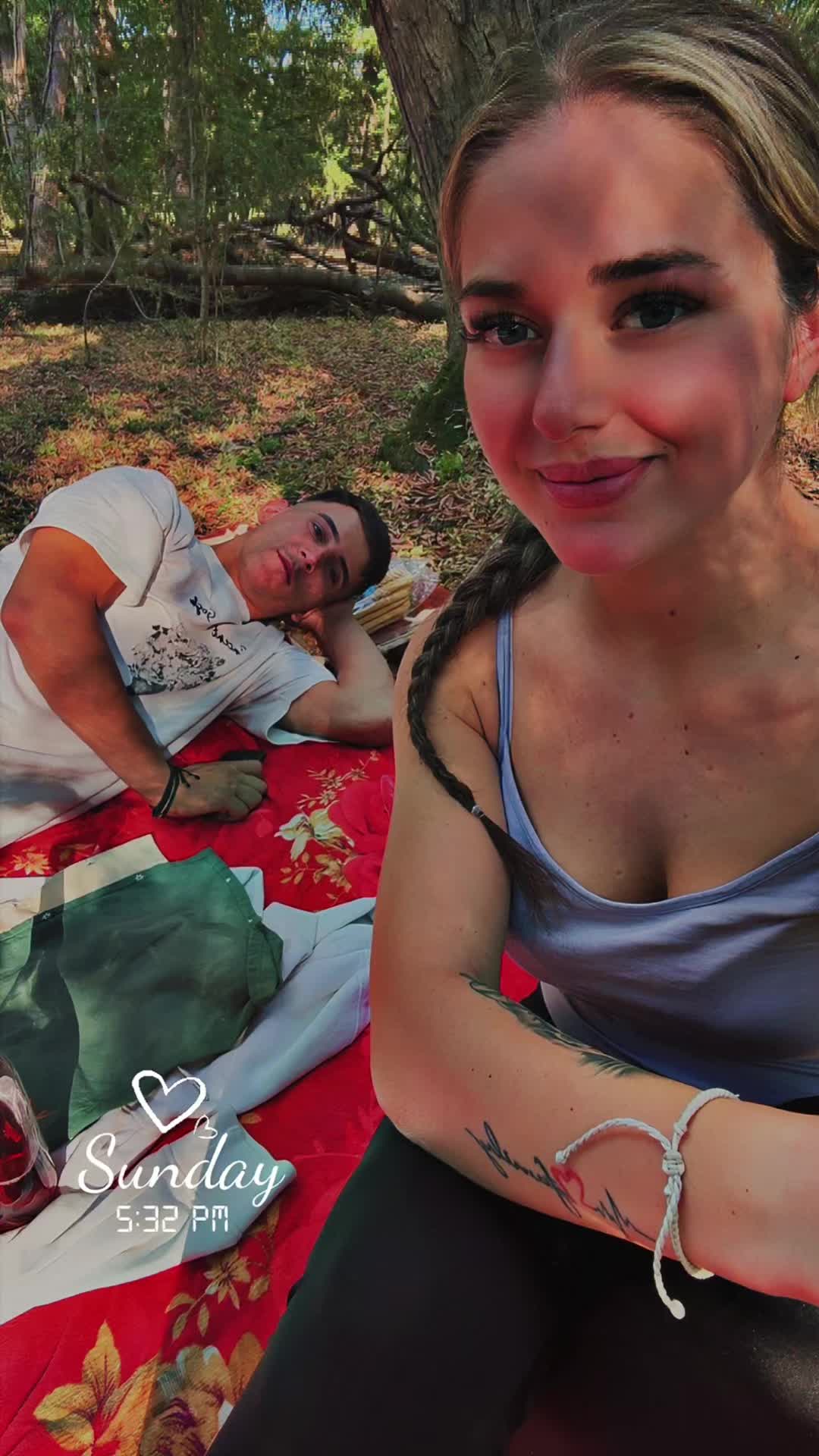 @Nicoleta🎀