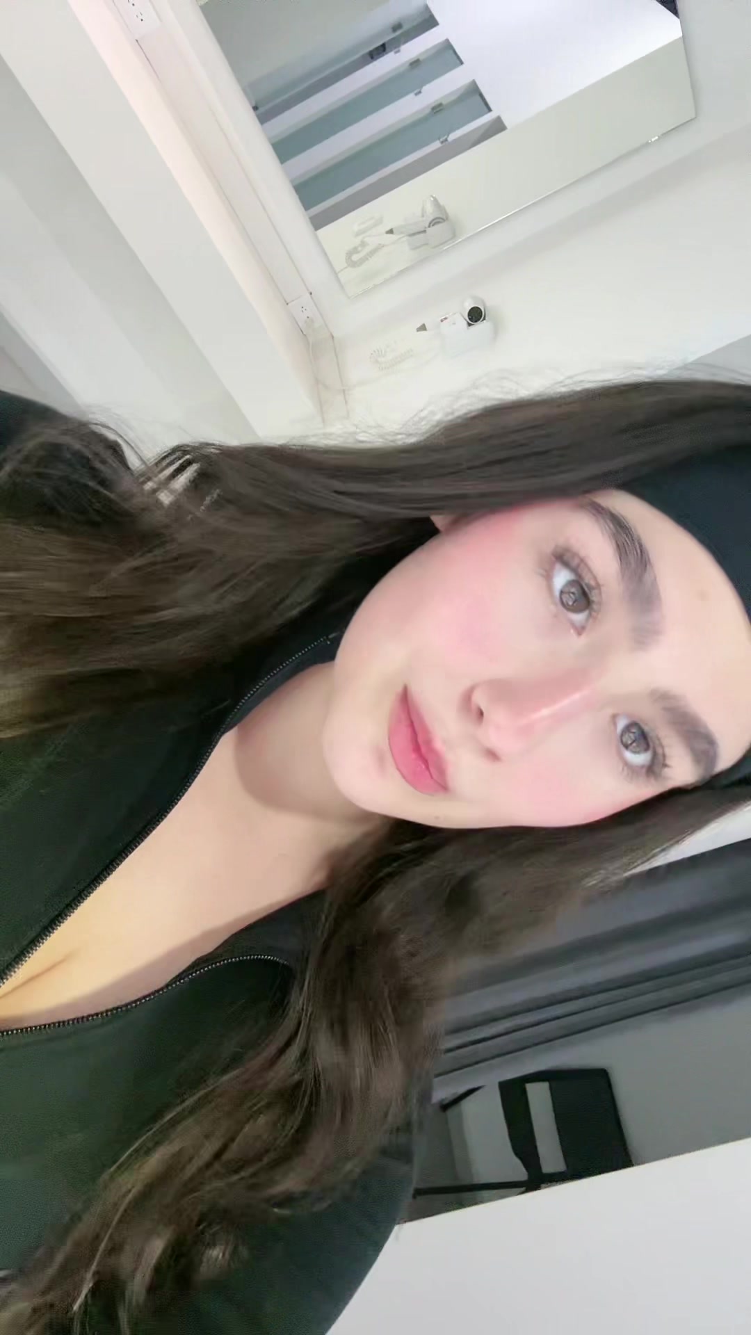 @valeriazazuetaaa