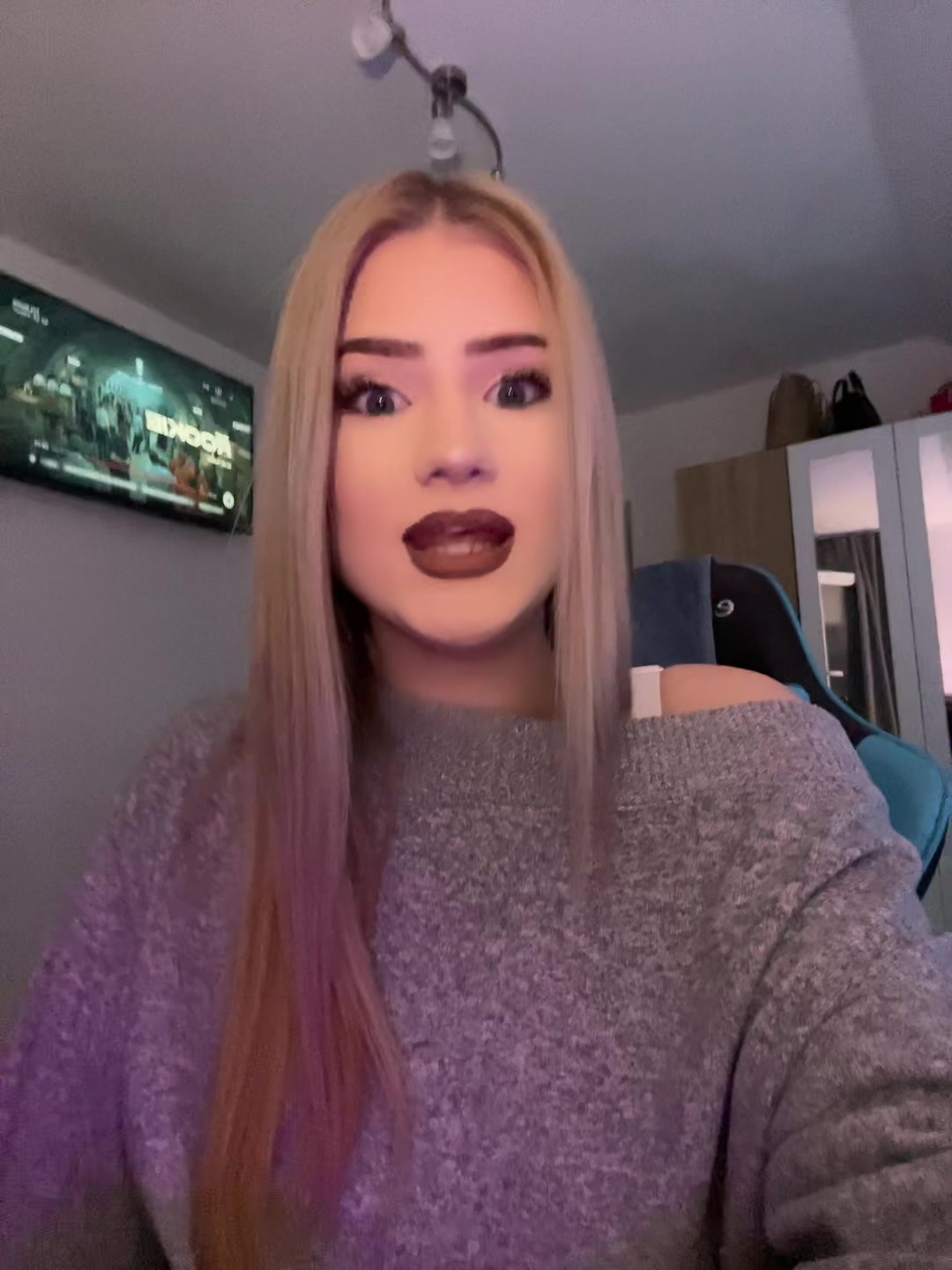 @deeabeingdeea