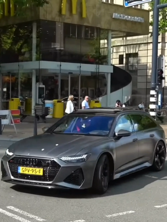 @MOCRO MAFFÍA🇩🇪