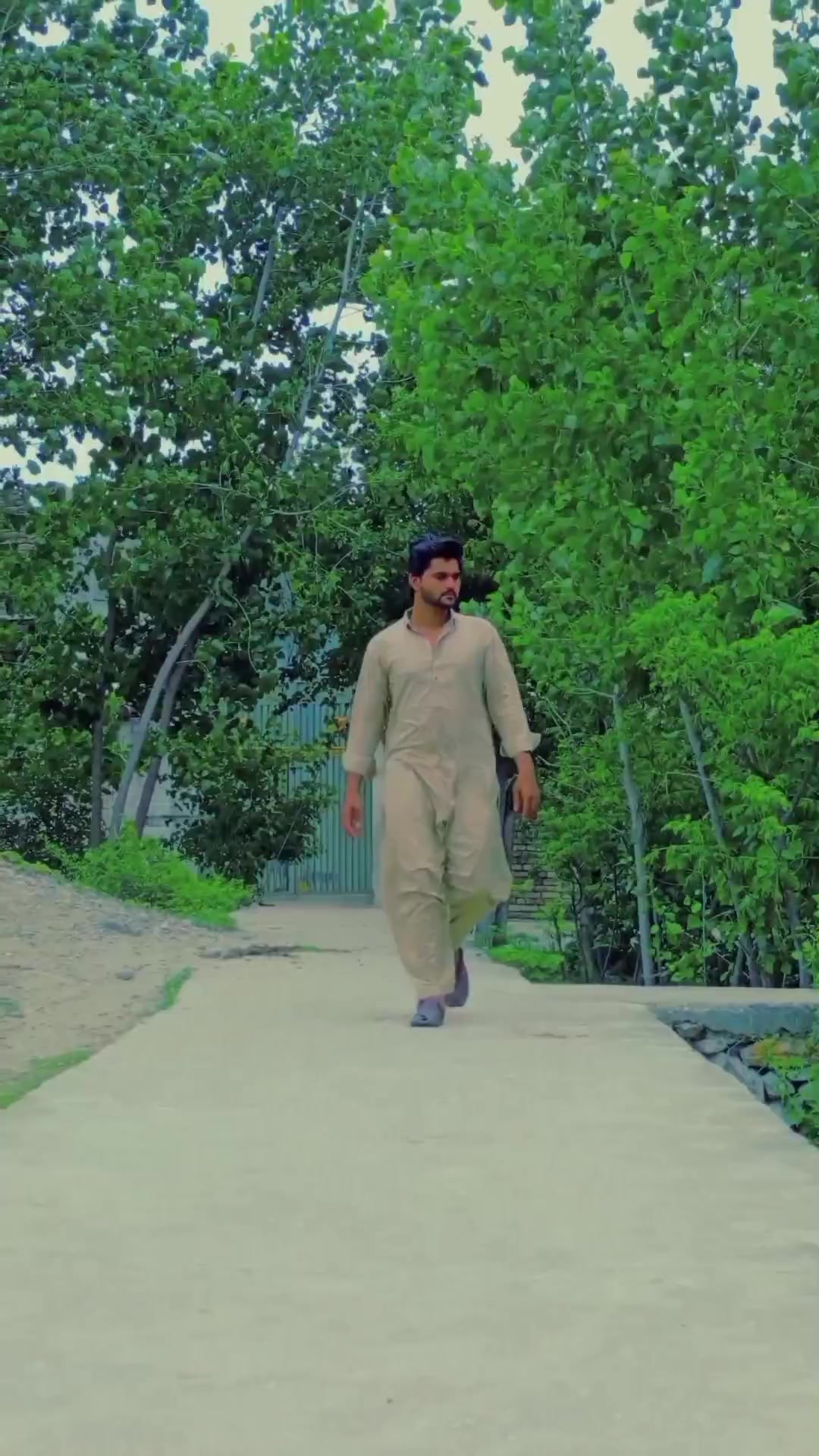 @👑شاہی لڑکا🤴